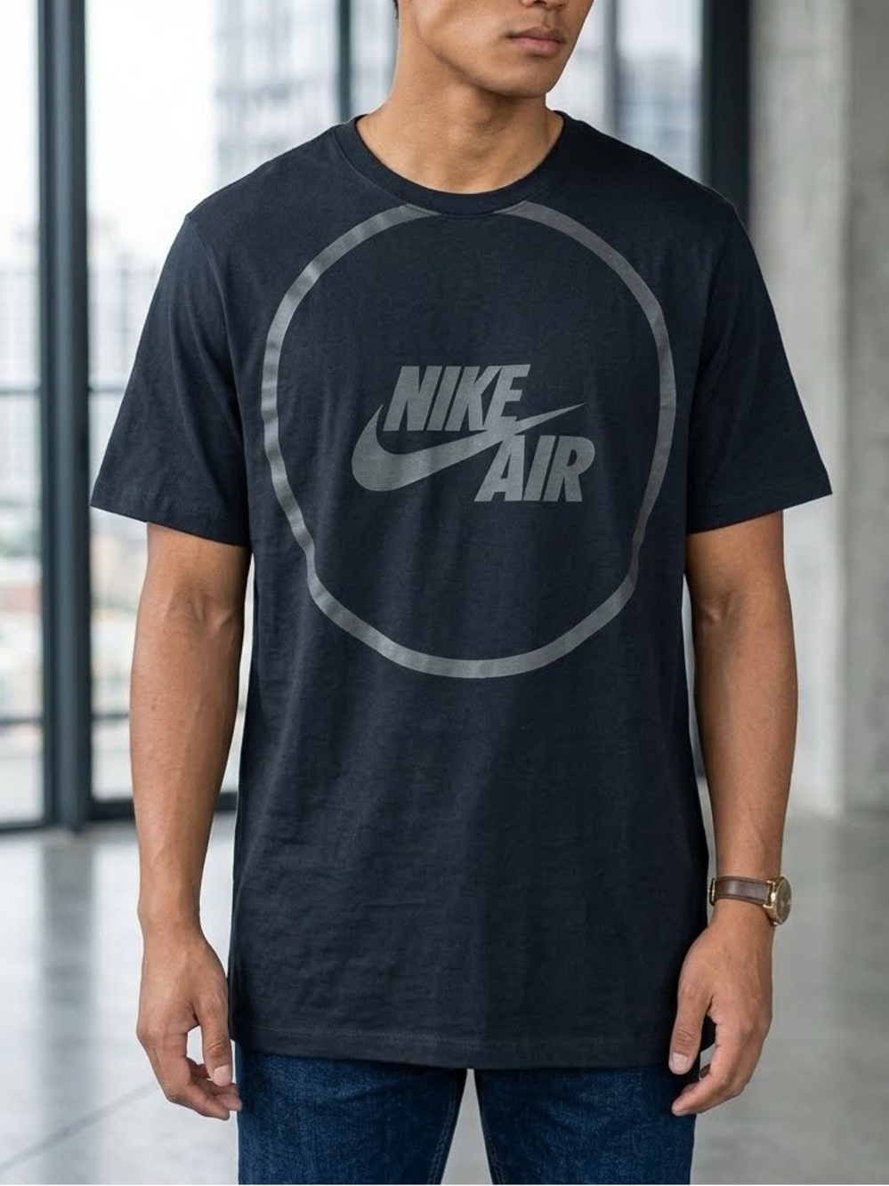 Nike Black Crew T-Shirt with Subtle Logo Circle